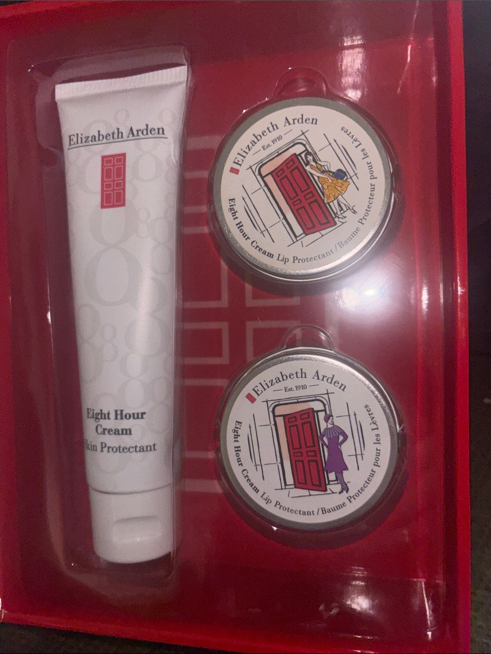 Elizabeth Arden 100th Anniversary Collection - Picture 9 of 10
